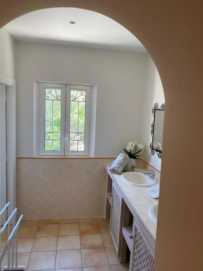 Bed and Breakfast La Mauresque Grimaud Frühstückspension