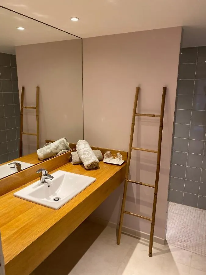 Bed and Breakfast La Mauresque Grimaud 0*,